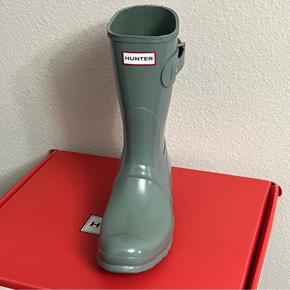 NWB Hunter Original short Gloss Rain Boots Sweet Gale Green US9M EUR40/41 - Picture 1 of 5